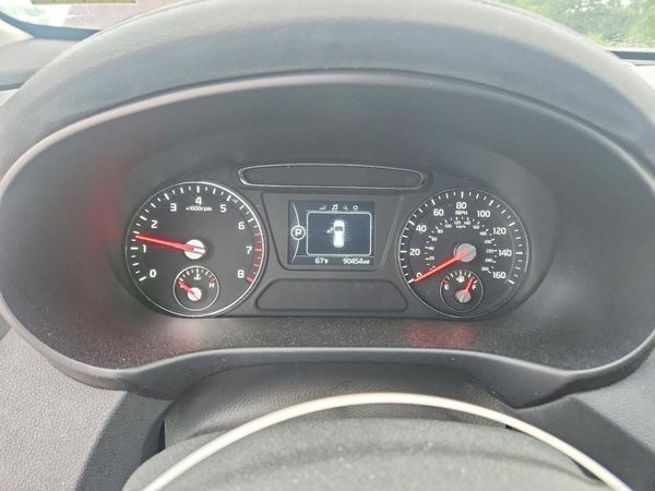 2017 KIA SORENTO L, LX