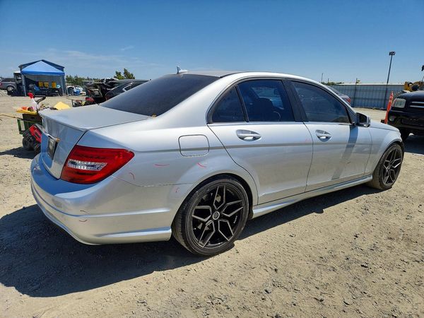 2014 MERCEDES-BENZ C C250