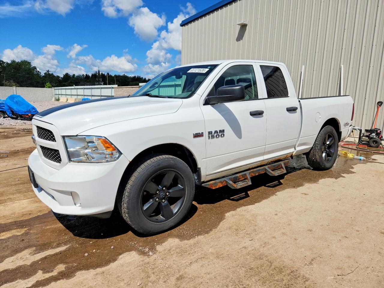 2016 RAM 1500 ST