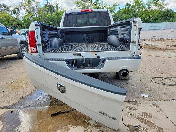 2016 RAM 1500 ST