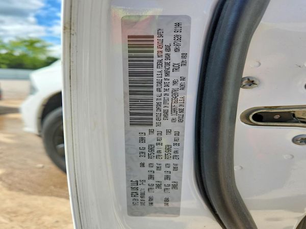 2016 RAM 1500 ST