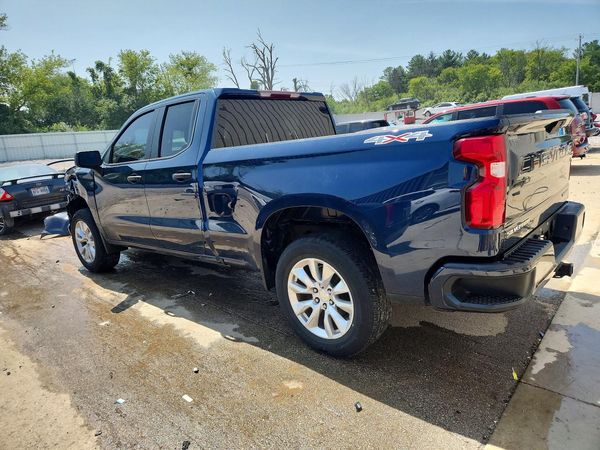 2020 CHEVROLET SILVERADO Custom