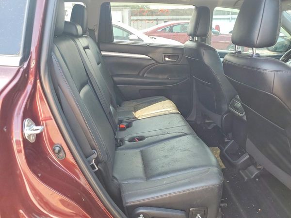 2019 TOYOTA HIGHLANDER SE/XLE