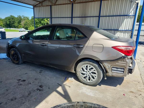 2017 TOYOTA COROLLA