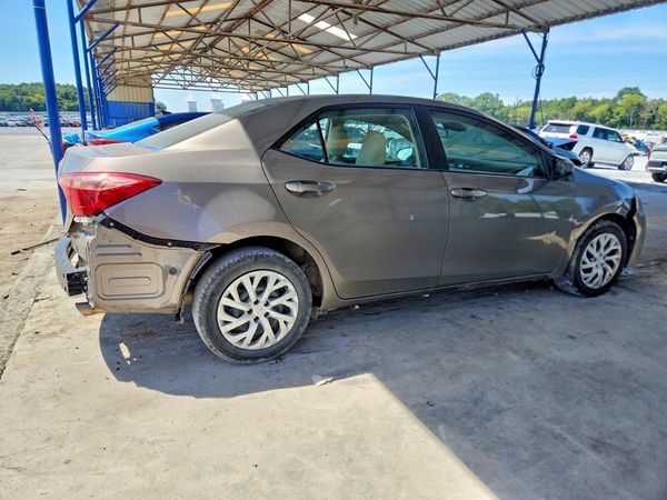 2017 TOYOTA COROLLA