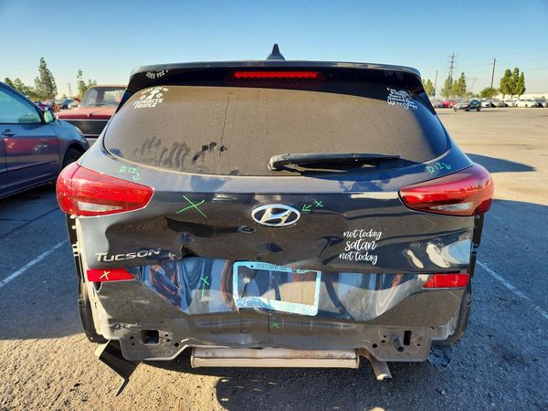 2020 HYUNDAI TUCSON