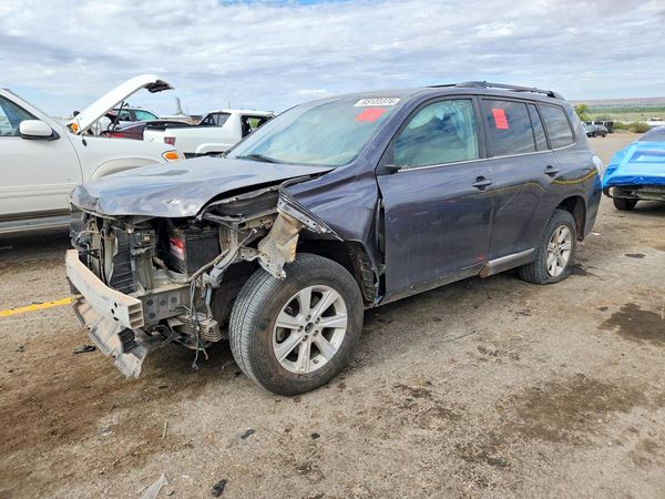 2012 TOYOTA HIGHLANDER — DSFA — Front 3/4