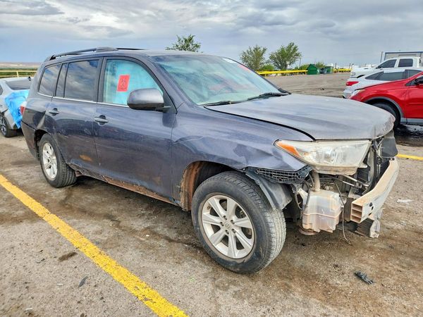 2012 TOYOTA HIGHLANDER Base/Hybrid — Passenger 3/4