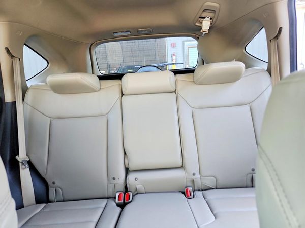 2016 HONDA CRV Touring — SUVN
