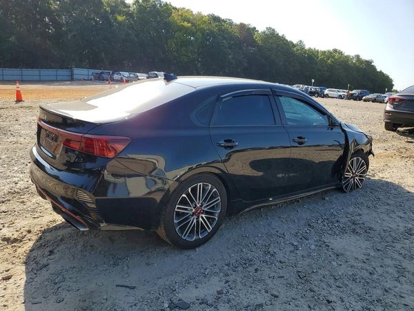 2022 KIA FORTE GT