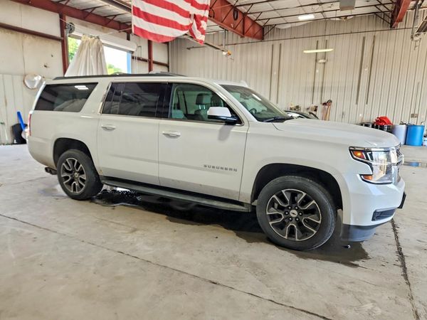 2017 CHEVROLET SUBURBAN LT
