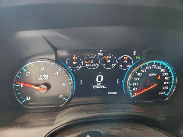 2017 CHEVROLET SUBURBAN LT