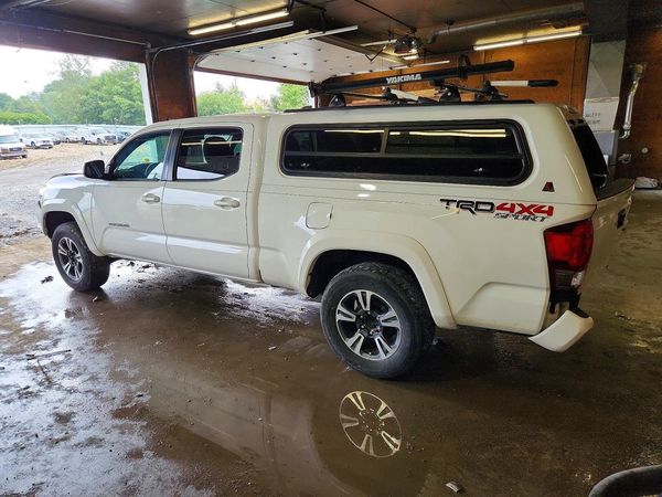 2017 TOYOTA TACOMA
