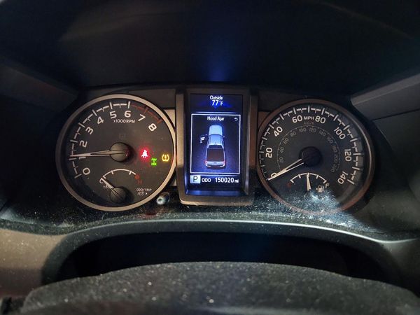 2017 TOYOTA TACOMA