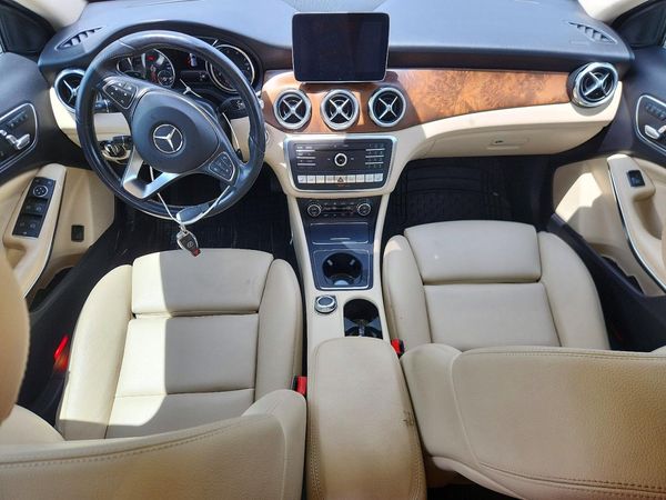 2019 MERCEDES-BENZ GLA