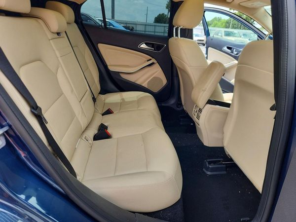 2019 MERCEDES-BENZ GLA