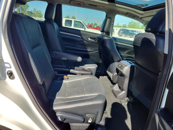 2017 TOYOTA HIGHLANDER Ltd/Ltd Platinum