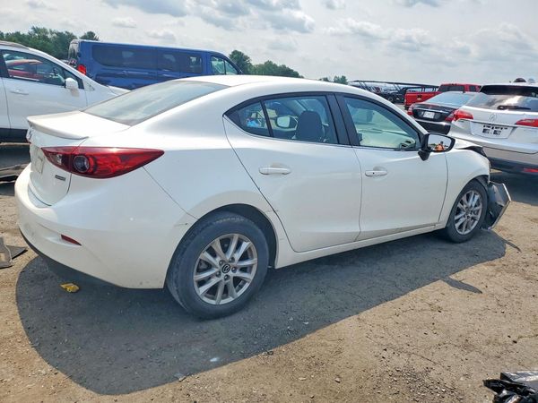 2014 MAZDA 3 Touring/GS
