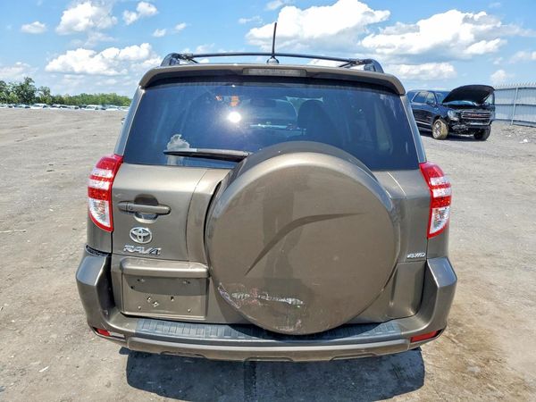 2012 TOYOTA RAV4 High