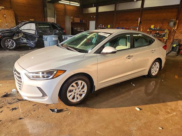 2017 HYUNDAI ELANTRA SE Base