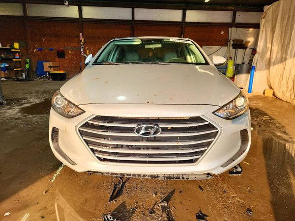 2017 HYUNDAI ELANTRA SE Base