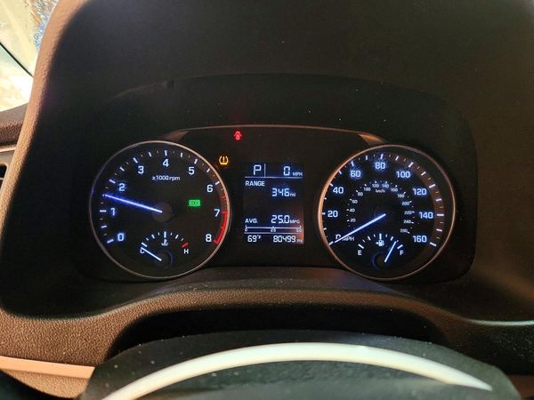 2017 HYUNDAI ELANTRA SE Base