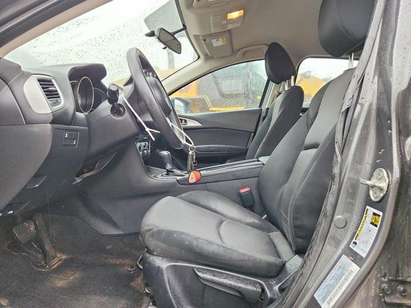 2017 MAZDA 3 Sport