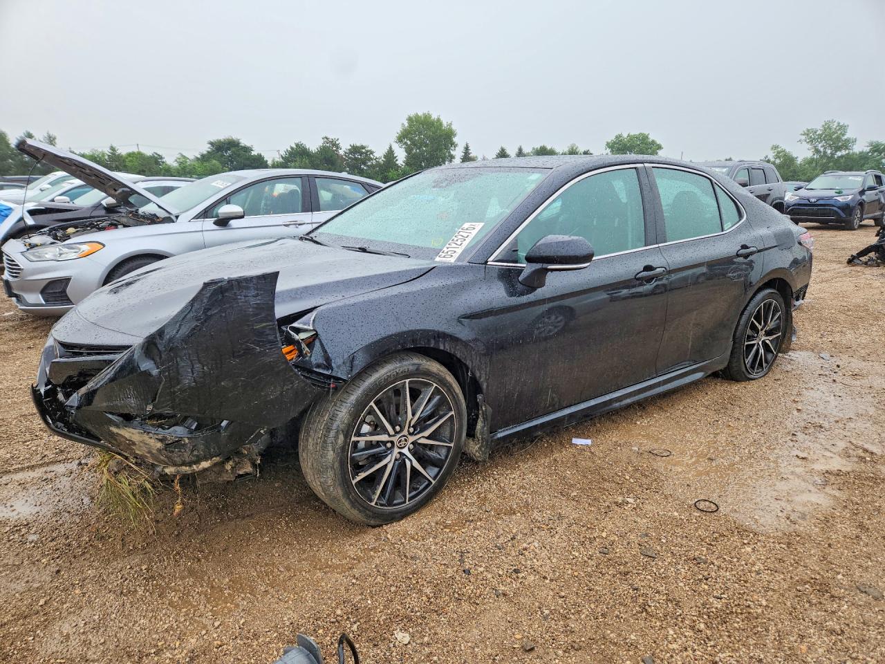 2024 TOYOTA CAMRY SE