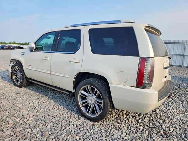 2013 CADILLAC ESCALADE Premium