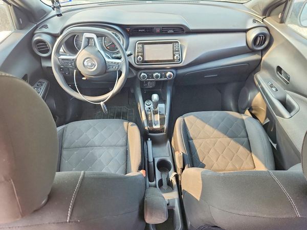 2020 NISSAN KICKS