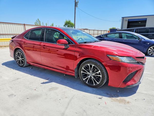 2019 TOYOTA CAMRY