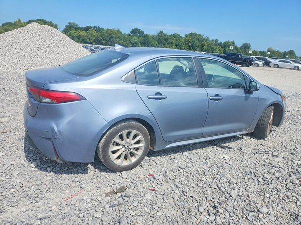2022 TOYOTA COROLLA XLE