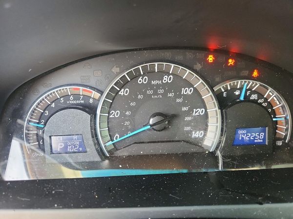 2014 TOYOTA CAMRY