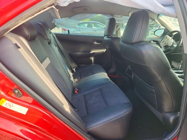 2014 TOYOTA CAMRY