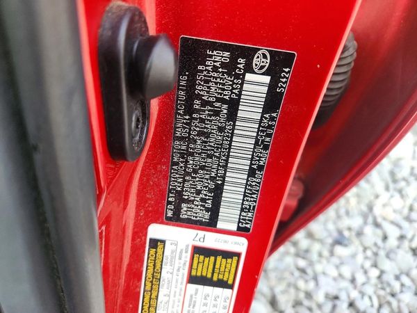 2014 TOYOTA CAMRY