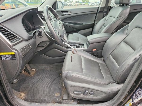 2017 HYUNDAI TUCSON