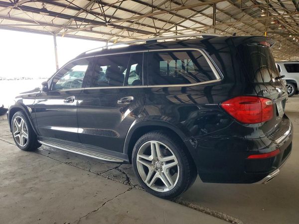 2015 MERCEDES-BENZ GL GL550 4MATIC