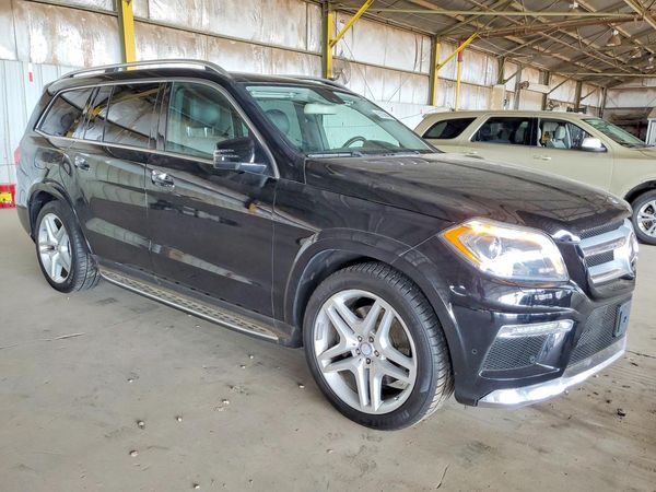 2015 MERCEDES-BENZ GL GL550 4MATIC