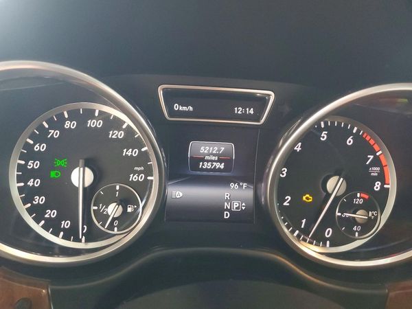 2015 MERCEDES-BENZ GL GL550 4MATIC