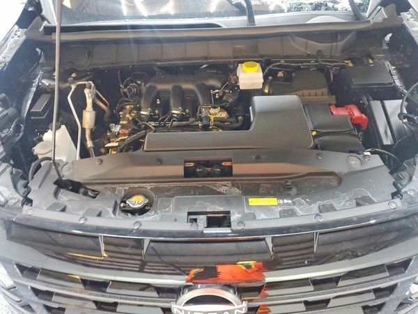 2026 NISSAN PATHFINDER SL — Engine bay