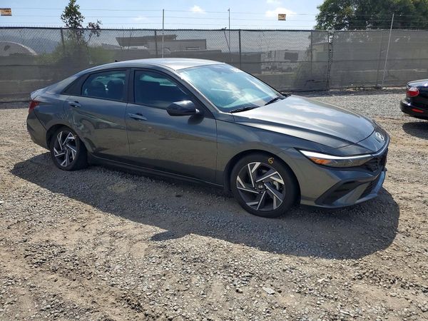 2025 HYUNDAI ELANTRA Blue, SEL Sport — Passenger 3/4