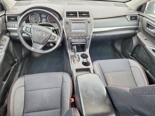 2015 TOYOTA CAMRY