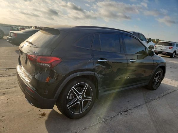 2021 MERCEDES-BENZ GLA GLA250-4M