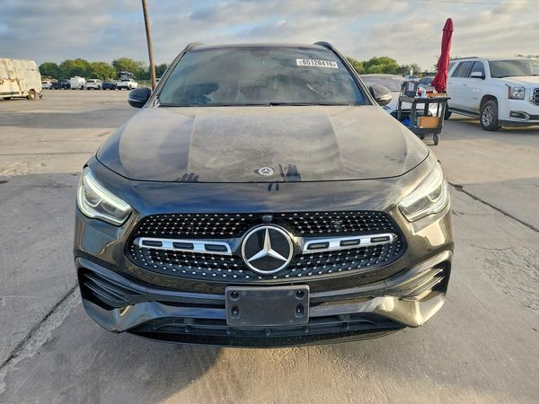 2021 MERCEDES-BENZ GLA GLA250-4M