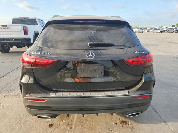 2021 MERCEDES-BENZ GLA GLA250-4M