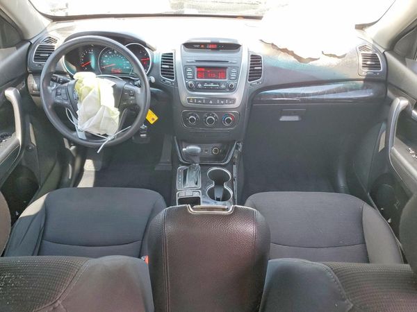 2015 KIA SORENTO