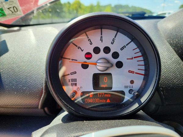 2014 MINI COOPER