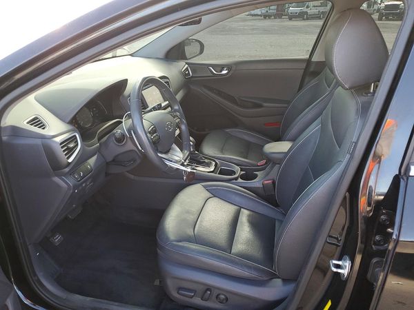 2018 HYUNDAI IONIQ Limited (HEV)