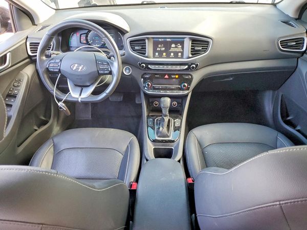 2018 HYUNDAI IONIQ Limited (HEV)