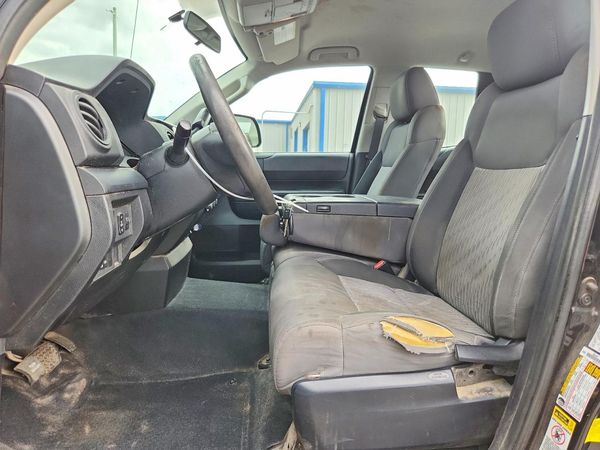 2014 TOYOTA TUNDRA SR5